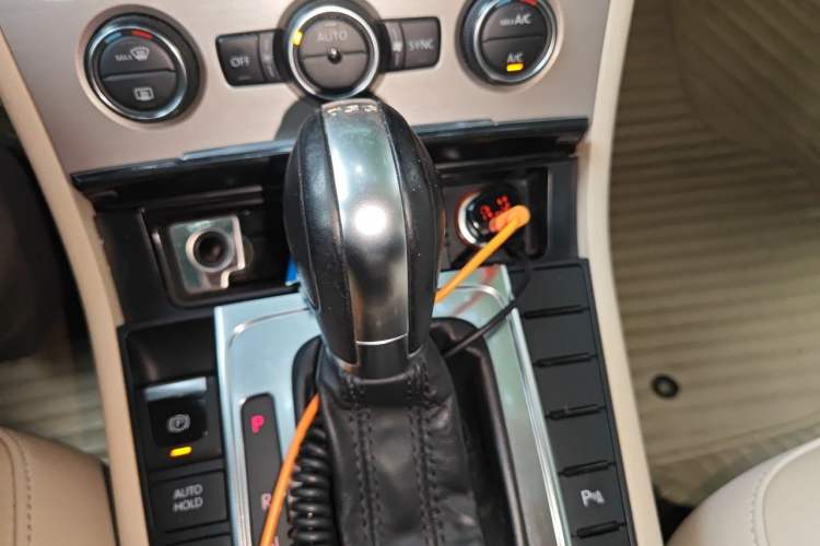 Used Volkswagen Magotan 2015 1.8TSI Advanced Model Gear Lever