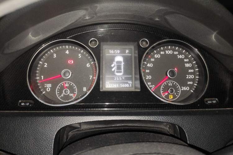 Used Volkswagen Magotan 2015 1.8TSI Luxury Model Instrument Cluster