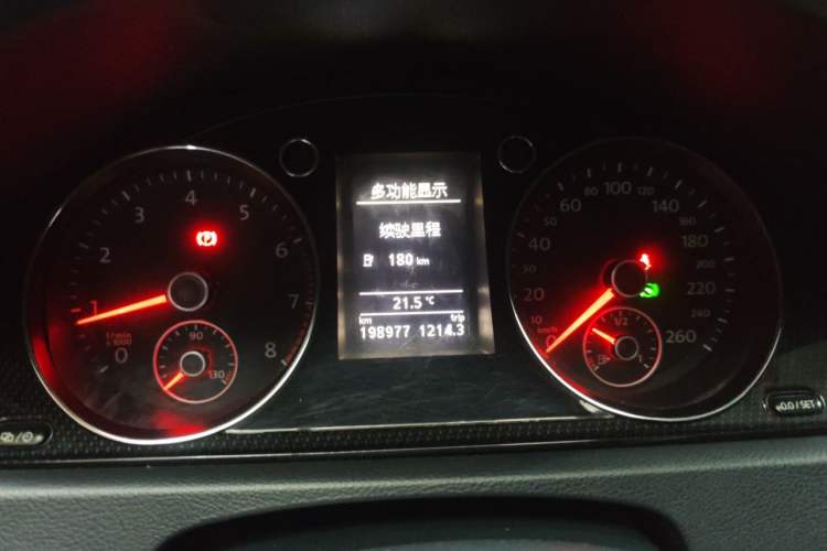 Used Volkswagen Magotan 2015 1.8TSI Luxury Model Instrument Cluster