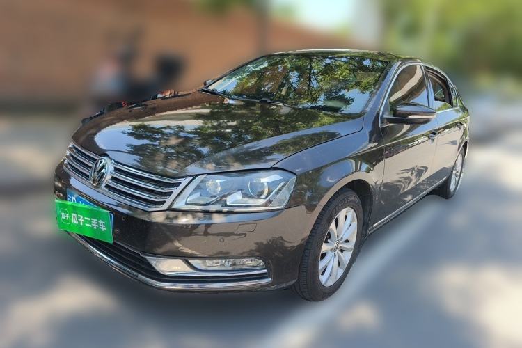 Used Volkswagen Magotan 2015 1.8TSI Luxury Model Guazi used car, China used car export, Used car for sale, Used  cars, Cheapest cars for sale