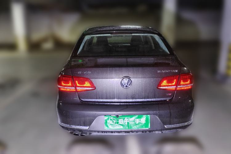 Used Volkswagen Magotan 2015 1.8TSI Luxury Model Rear