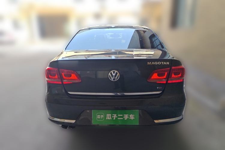 Used Volkswagen Magotan 2015 1.8TSI Prestige Model Rear