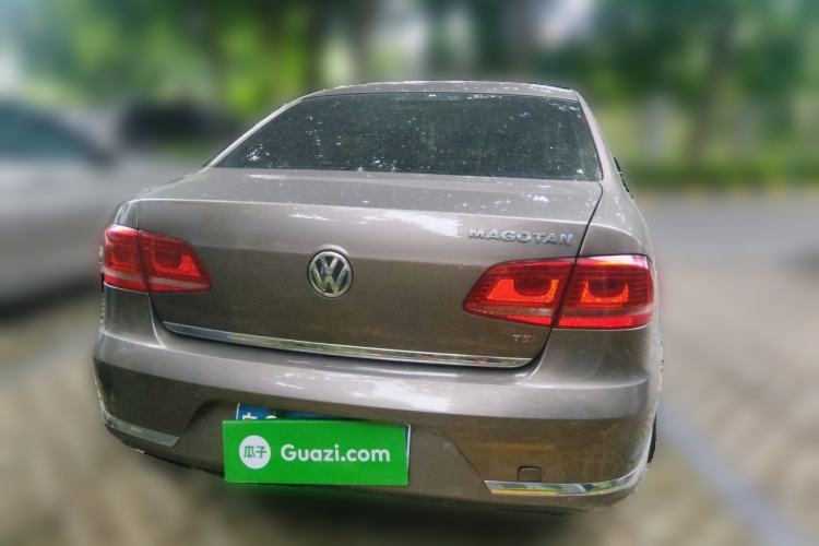 Used Volkswagen Magotan 2015 1.8TSI Luxury Model Rear