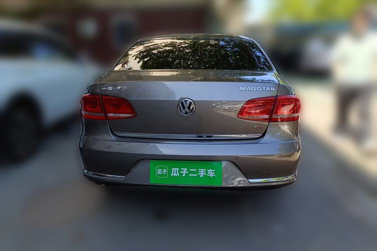 Used Volkswagen Magotan 2015 1.8TSI Prestige Model Rear