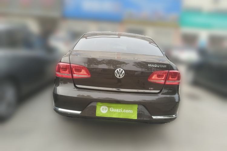 Used Volkswagen Magotan 2015 Revised Version 2.0 TSI Prestige Edition Rear