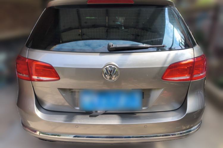 Used Volkswagen Magotan 2015 Travel Edition 2.0 TSI Comfort Version Rear