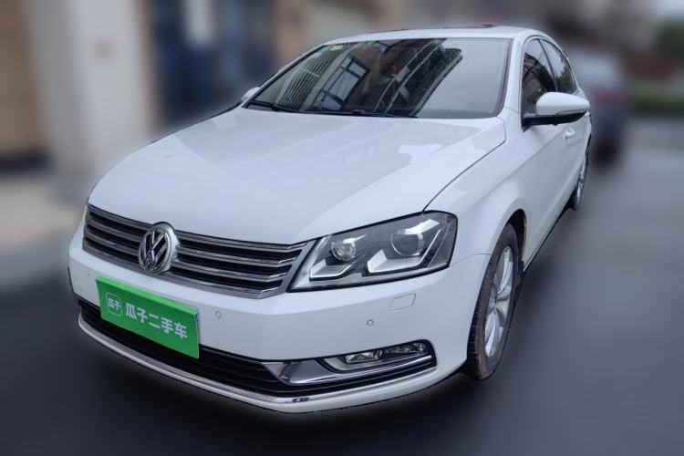 Used Volkswagen Magotan 2015 Facelift 1.8TSI Luxury Model Guazi used car, China used car export, Used car for sale, Used  cars, Cheapest cars for sale