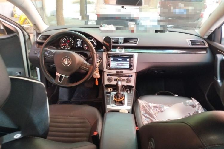 Used Volkswagen Magotan 2015 1.8TSI Luxury Model Center Console
