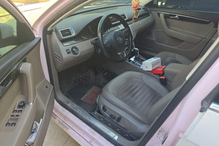 Used Volkswagen Magotan 2015 1.8TSI Luxury Model Driver Seat