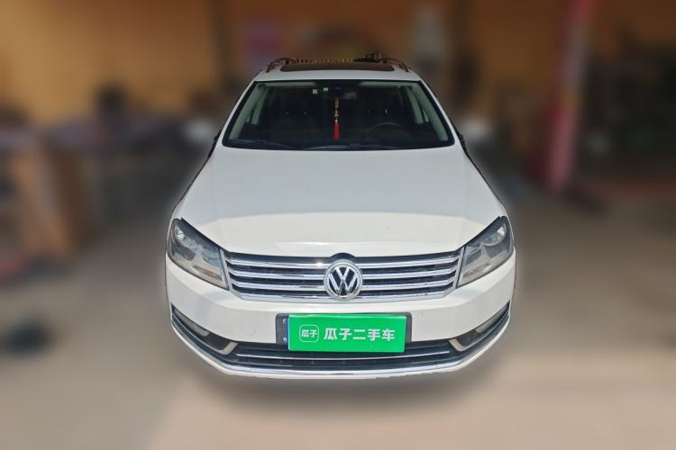 Used Volkswagen Magotan 2015 Travel Edition 2.0 TSI Comfort Version Front