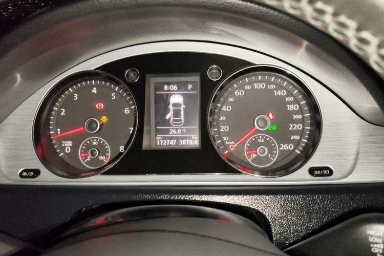 Used Volkswagen Magotan 2015 1.8TSI Advanced Model Instrument Cluster