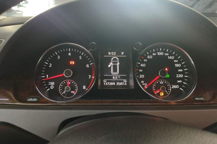 Used Volkswagen Magotan 2015 Travel Edition 2.0 TSI Comfort Version Instrument Cluster