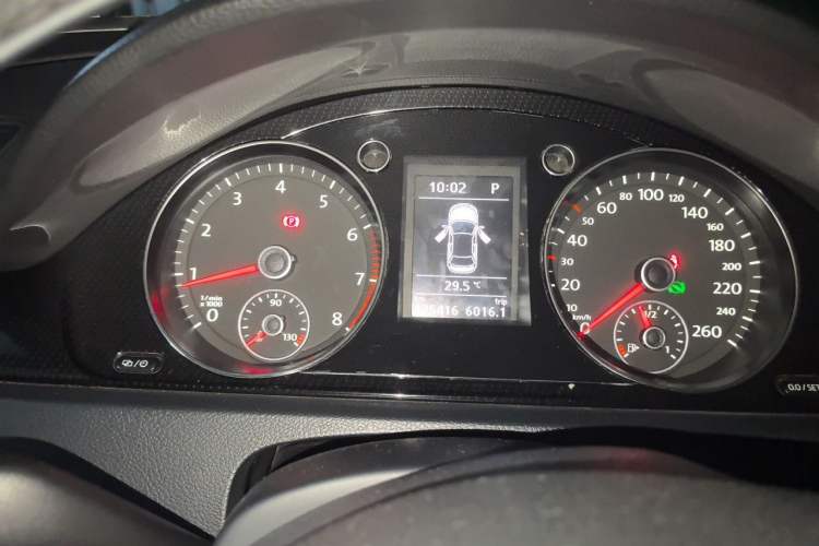 Used Volkswagen Magotan 2015 1.8TSI Luxury Model Instrument Cluster