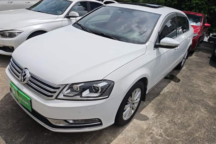 Used Volkswagen Magotan 2015 1.8TSI Luxury Model Guazi used car, China used car export, Used car for sale, Used  cars, Cheapest cars for sale