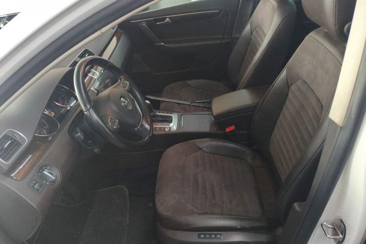 Used Volkswagen Magotan 2015 Travel Edition 2.0 TSI Comfort Version Left Front Seat