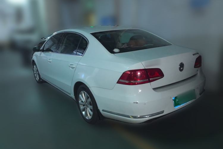 Used Volkswagen Magotan 2015 1.8TSI Luxury Model Rear Left 45 Deg
