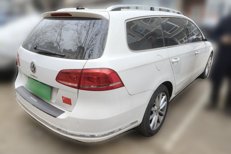 Used Volkswagen Magotan 2015 Travel Edition 2.0 TSI Comfort Version Rear Right 45 Deg