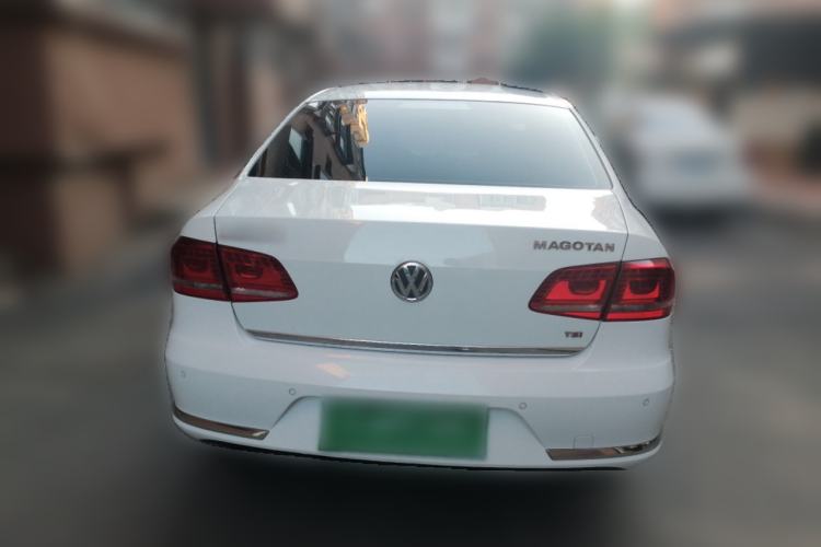 Used Volkswagen Magotan 2015 Facelift 1.8TSI Luxury Model Rear