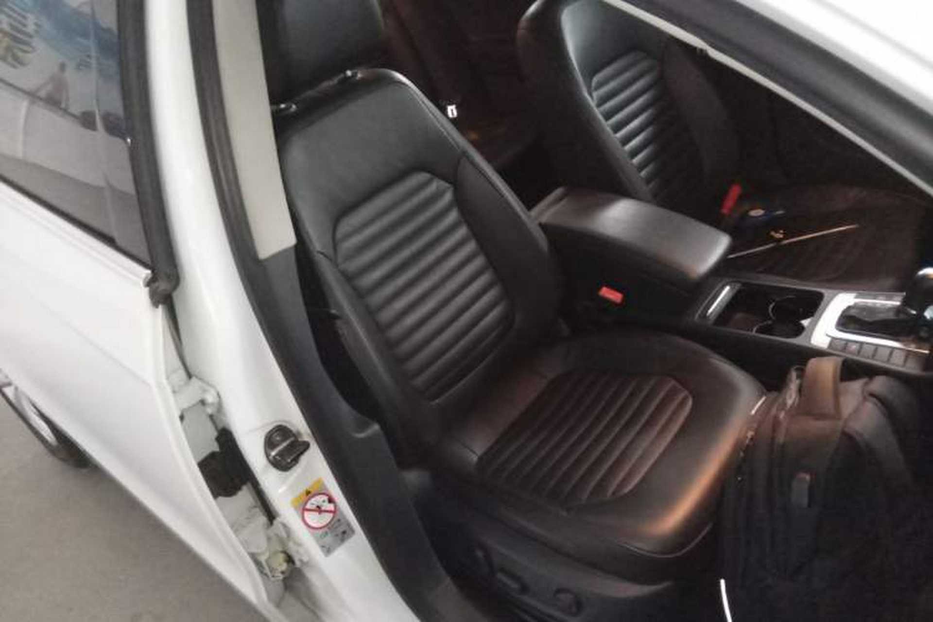 Used Volkswagen Magotan 2015 1.8TSI Luxury Model Right Front Seat