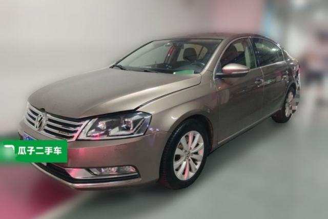 Ojetý Volkswagen Magotan 2015 2.0 TSI Luxury Model