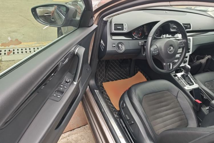 Used Volkswagen Magotan 2015 2.0 TSI Luxury Model Driver Seat