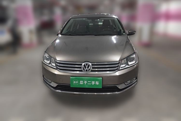 Used Volkswagen Magotan 2015 Revised Version 2.0 TSI Prestige Edition Exterior 1