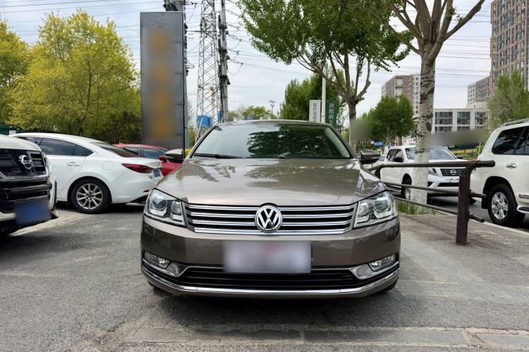 Used Volkswagen Magotan 2015 Revised 1.8TSI Prestige Version Exterior 1