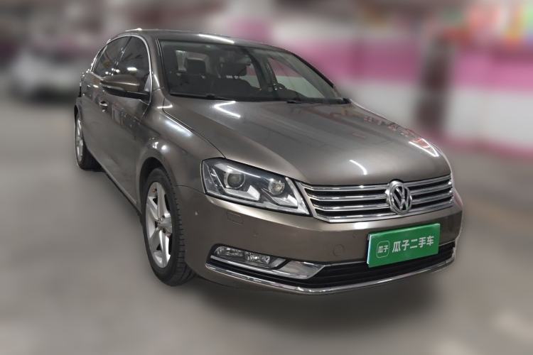 Used Volkswagen Magotan 2015 Revised Version 2.0 TSI Prestige Edition Exterior 2