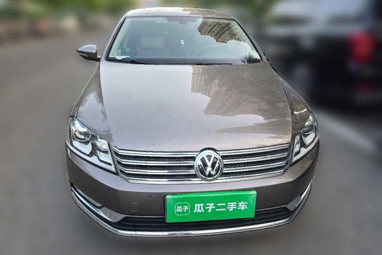 Used Volkswagen Magotan 2015 2.0 TSI Prestige Model Front