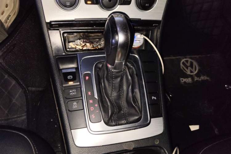 Used Volkswagen Magotan 2015 1.8TSI Advanced Model Gear Lever