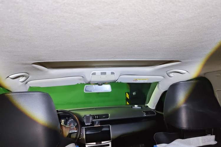 Used Volkswagen Magotan 2015 1.8TSI Luxury Model Headliner