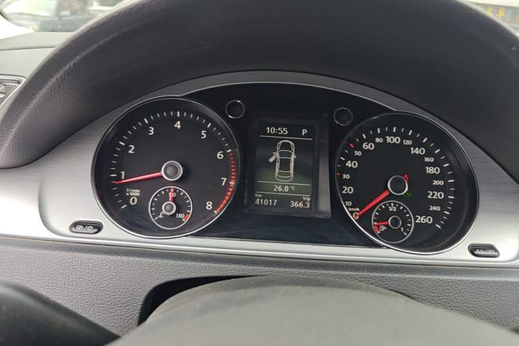 Used Volkswagen Magotan 2015 1.8TSI Advanced Model Instrument Cluster