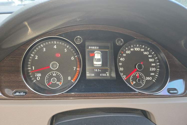 Used Volkswagen Magotan 2015 2.0 TSI Prestige Model Instrument Cluster