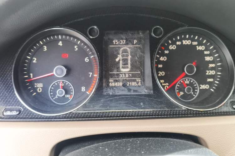 Used Volkswagen Magotan 2015 Facelift 1.8TSI Luxury Model Instrument Cluster