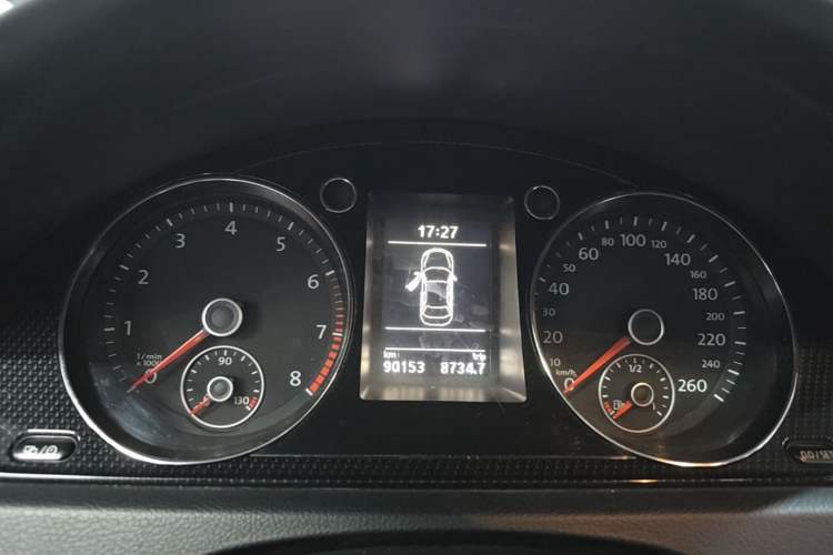 Used Volkswagen Magotan 2015 1.8TSI Luxury Model Instrument Cluster
