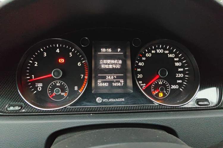 Used Volkswagen Magotan 2015 Revised Version 2.0 TSI Luxury Edition Instrument Cluster