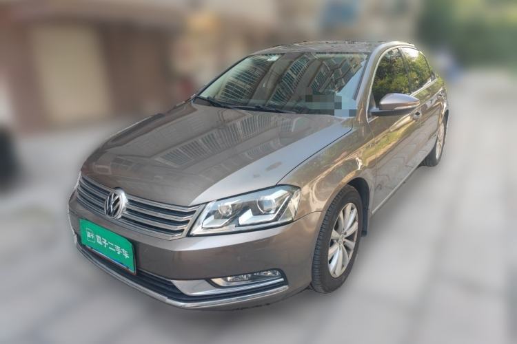 Volkswagen Magotan 2015 Facelift 1.8TSI Luxury Model مستعملة Guazi used car, China used car export, Used car for sale, Used  cars, Cheapest cars for sale