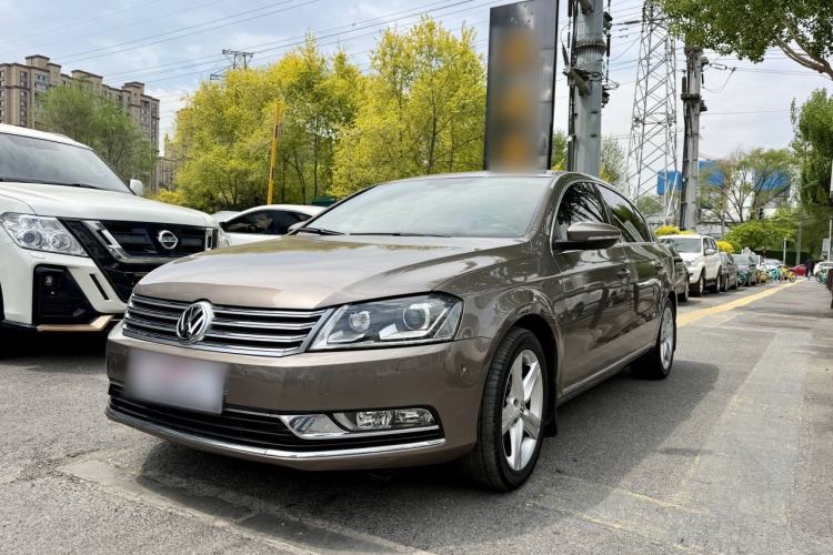 Used Volkswagen Magotan 2015 Revised 1.8TSI Prestige Version Left Front Headlight