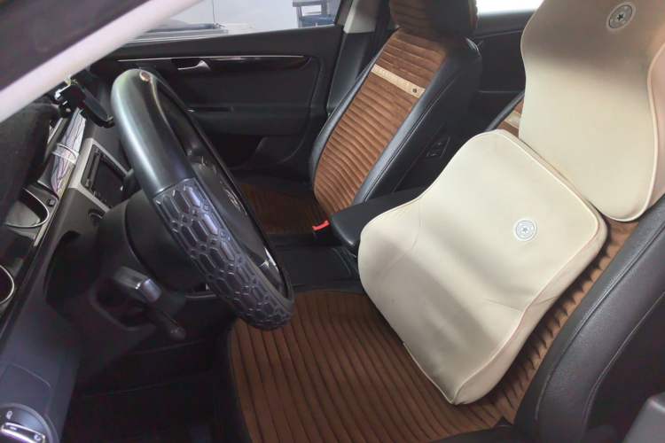 Used Volkswagen Magotan 2015 Facelift 1.8TSI Luxury Model Left Front Seat