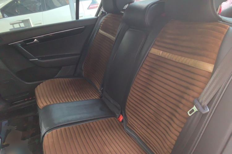 Used Volkswagen Magotan 2015 Facelift 1.8TSI Luxury Model Left Rear Seat