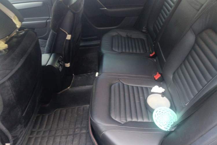 Used Volkswagen Magotan 2015 1.8TSI Advanced Model Left Rear Seat