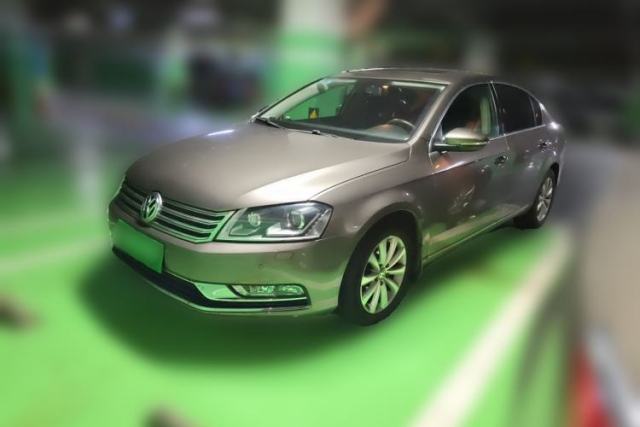 Volkswagen Magotan 2015 1.8TSI Luxury Model مستعملة