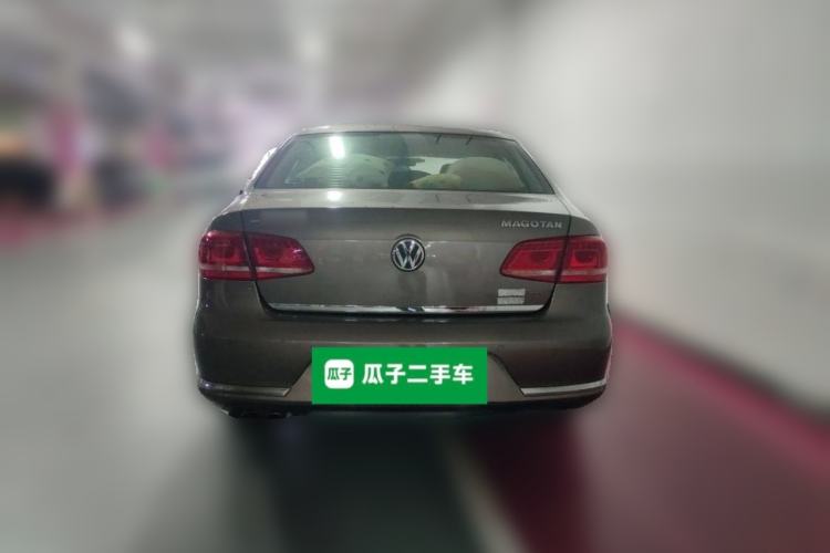 Used Volkswagen Magotan 2015 2.0 TSI Luxury Model Rear