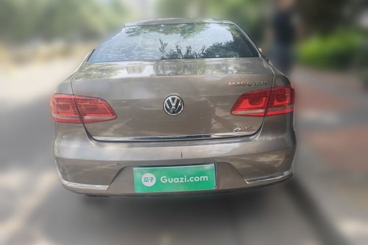 Used Volkswagen Magotan 2015 1.8TSI Advanced Model Rear