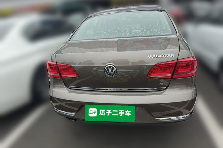 Used Volkswagen Magotan 2015 1.8TSI Advanced Model Rear