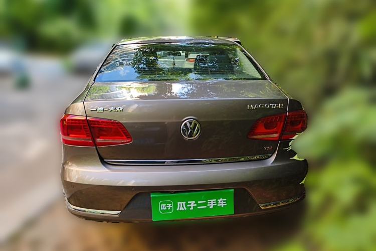 Used Volkswagen Magotan 2015 Facelift 1.8TSI Luxury Model Rear