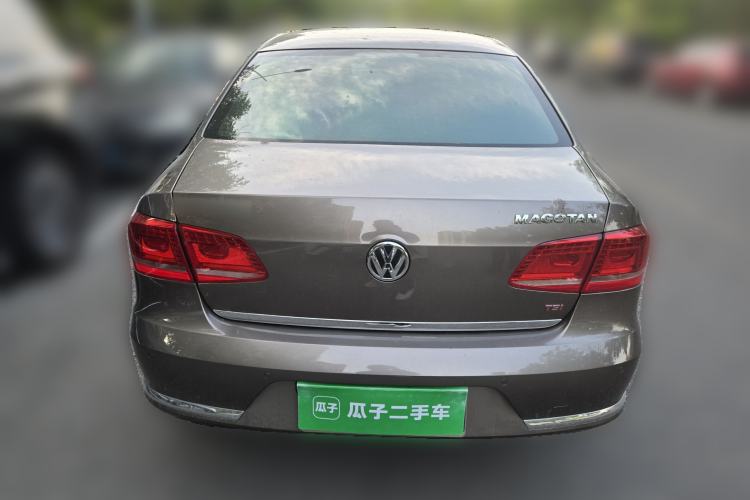 Used Volkswagen Magotan 2015 2.0 TSI Prestige Model Rear