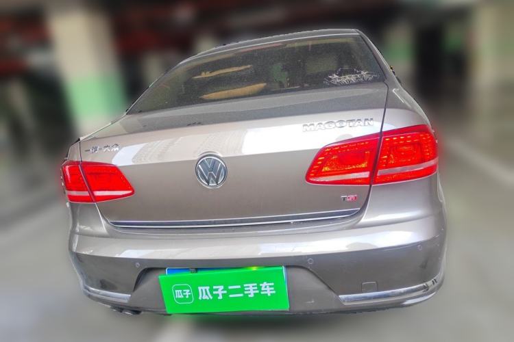 Used Volkswagen Magotan 2015 1.8TSI Luxury Model Rear