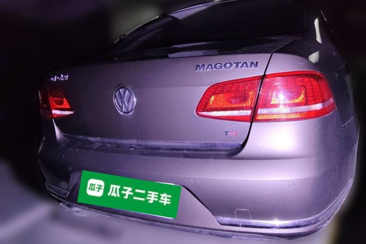 Used Volkswagen Magotan 2015 1.8TSI Advanced Model Rear