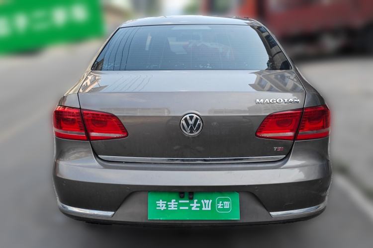 Used Volkswagen Magotan 2015 Facelift 1.8TSI Luxury Model Rear